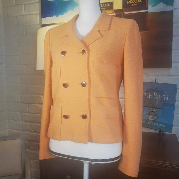 Chanel Jacket - Picture 4 of 4